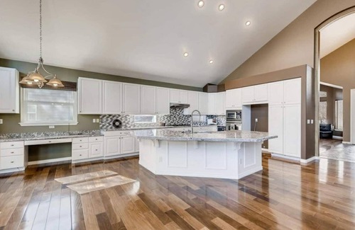 Columbine House | ★Monthly Only★ New Home 3Bd 2Ba Near Lake