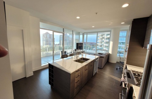 Cultural District House | Monthly Rates Negotiable $. 2 Pools/HT/Gym/Pets OK. Luxury Condo @ One Water