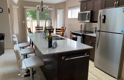 Regional District of Nanaimo Condo | Monthly Rental Mid Sep-Mid June 2300.00