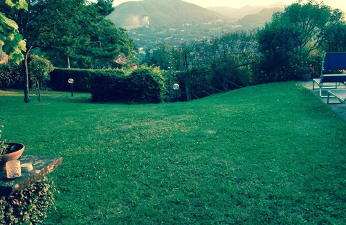 San Romano in Garfagnana Villa | Monthly rentals deals (Oct -Apr) 5br Villa in Tuscany (north of Lucca), pool.