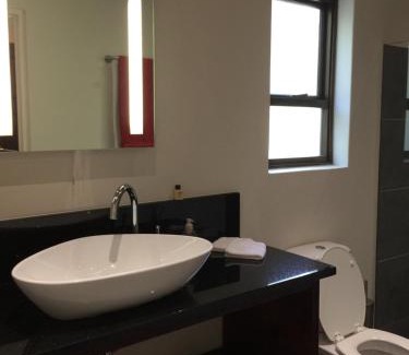 Somerset West House | Montrose Guesthouse