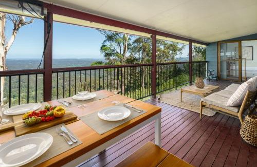 Montville House | Montville Retreat With Hinterland & Coastal Views