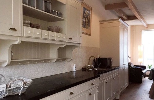 Vlissingen Apartment | Monumental building in the heart of Vlissingen close to the sea, boulevard and restaurants.