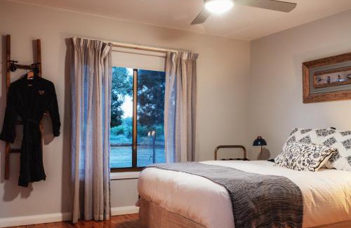 Indigo Shire Villa | Moodemere Lake House