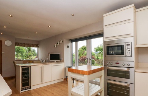 Chorley Cottage | MOODY HOUSE FARM, pet friendly, character holiday cottage in Chorley