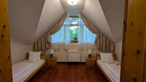 Nagyatad Bed & Breakfast | Mooi Panzió