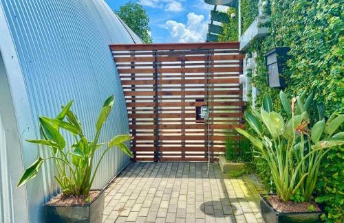 Bywater Apartment | Moon 101 - Full Moon Suite - 2BR 2 5 Bath + Living