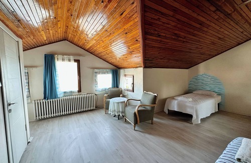 Sefa Camlık House | Moon Ayvalık
