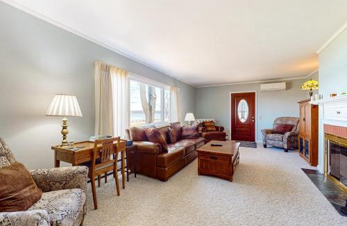Auburn House | Moon Rise House on the Finger Lakes