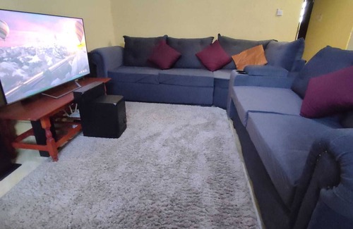 Eastleigh Apartment | MoonBeam Apartment