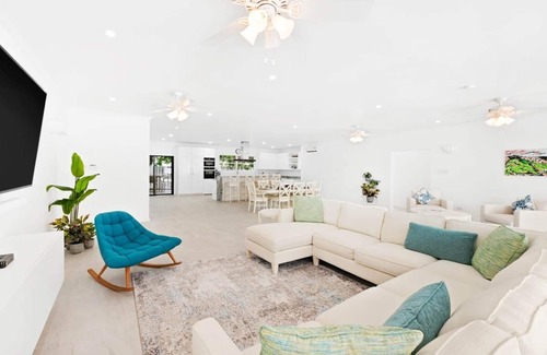 Sunset Crest House | Moonflower by BSL Rentals
