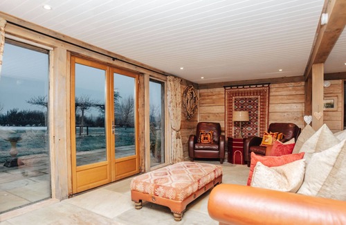 Cuddesdon House | Moonlight barn