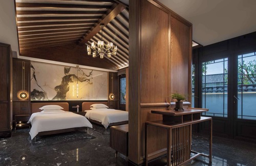 Jingyang District Hotel | MOONRISE HOTELS & RESORTS