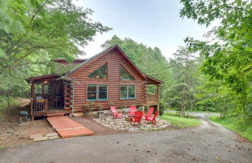 Lake Lure House | Moonshine Manor Cabin with Hot Tub, Near Lake Lure