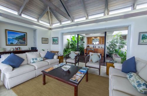 Silver Sands Villa | Moonshine Villa - Luxury redefined in Silver Sands