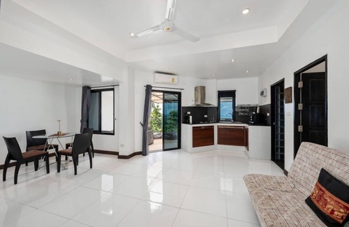 Na Thon House | Moonview at Paradise Village