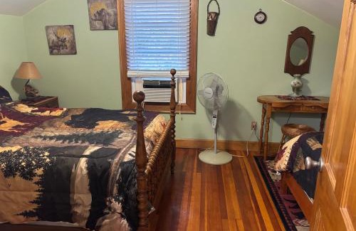 Old Forge House | Moose Riverside Bungalow 3BR Home Old Forge NY