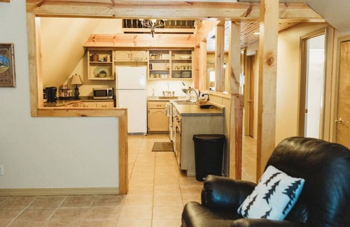Winrock Cabin | Moosehead Lodge, A-Frame, Petit Jean State Park in Arkansas