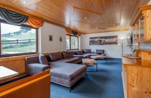 Kelchsau Ski Chalet | Mooshäusl Large