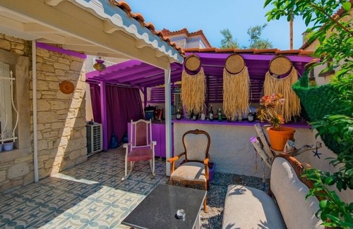 Alacati Ski Chalet | Mor Salkım Konağı