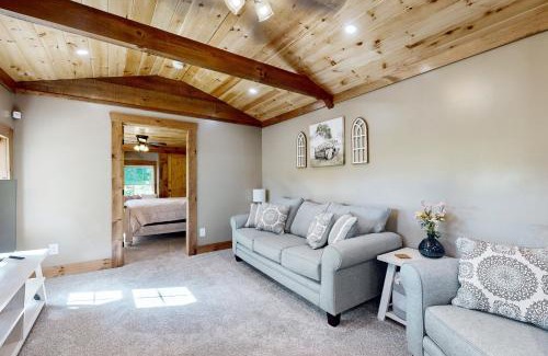 Salem House | Morganton Escape