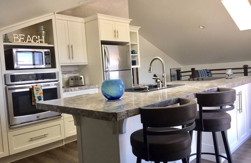 Cardigan House | Morley’s Marina Loft