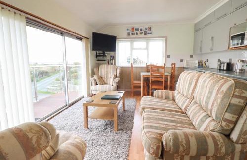 Llandanwg House | Morlyn Guest House Apartment