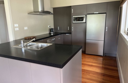 Hastings House | Mornington on St Georges