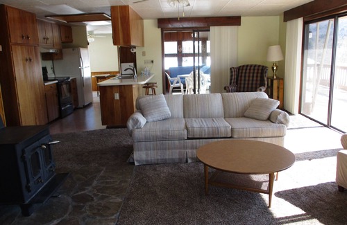 Morris House | Morris Mountain Rental-Relax with Nature