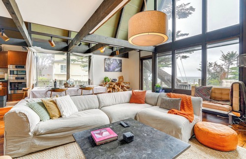 Moss Beach House | Moss Beach Oceanfront Retreat ~ 20 Mi to San Fran!