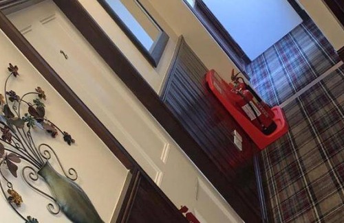Lanark House | Motel ∙ 127 guests
