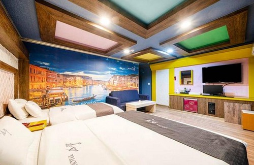 Jeongeup Hotel | Motel ∙ 2 guests