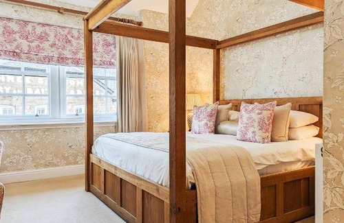 Usk House | Motel ∙ 3 guests