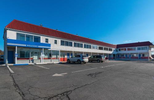 Saint Clair Hotel | Motel 6-Frackville, PA