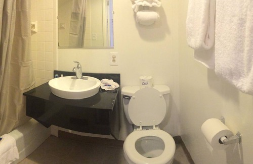 Saint Clair Hotel | Motel 6 Frackville, PA