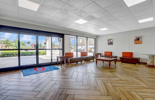 Jacksonville Hotel | Motel 6 Jacksonville, NC