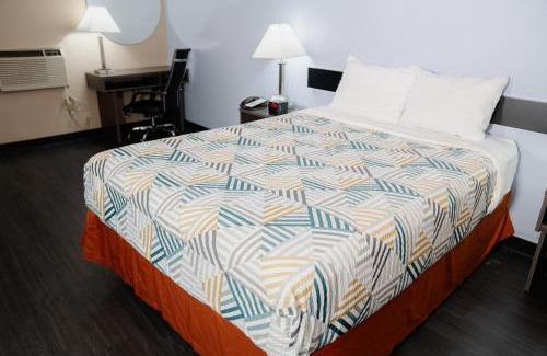 Litchfield Hotel | Motel 6 Litchfield, IL