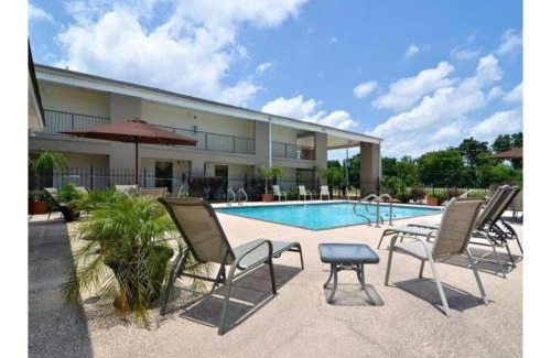 Luling Hotel | Motel 6-Luling, LA