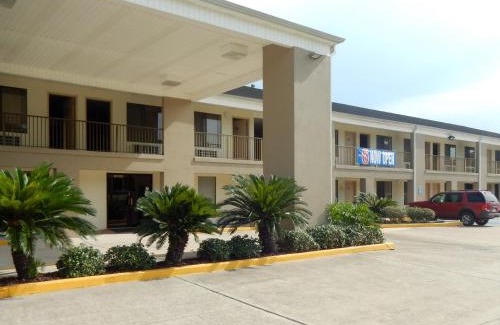 Luling Hotel | Motel 6-Luling, LA