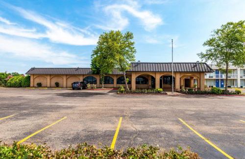 Natchitoches Hotel | Motel 6-Natchitoches, LA
