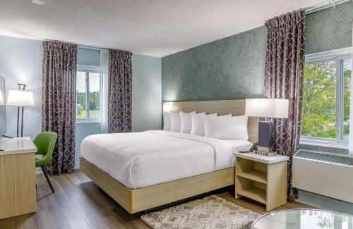 Niagara Falls Hotel | Motel 6 Niagara Falls, ON Near the Falls