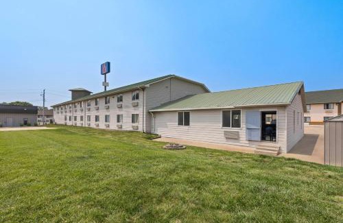 North Sioux City Hotel | Motel 6 North Sioux City, SD I 29 North