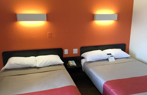 Oroville Hotel | Motel 6 Oroville, CA