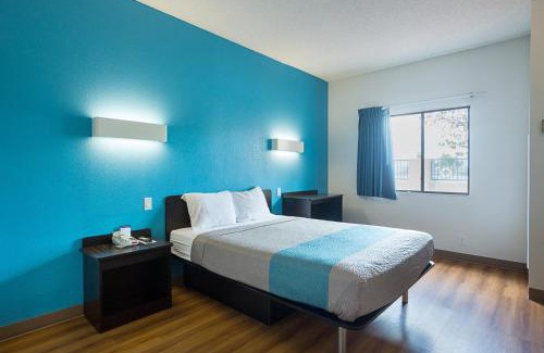 Page Hotel | Motel 6-Page, AZ