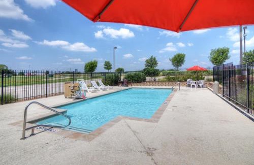 Roanoke Hotel | Motel 6-Roanoke, TX - Northlake - Speedway