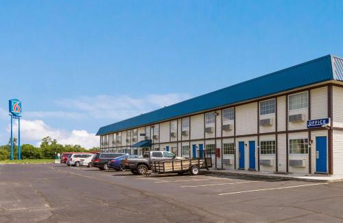 Perrysburg Hotel | Motel 6-Rossford, OH