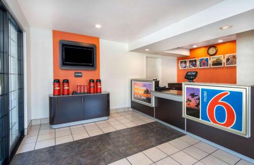 Thousand Oaks Hotel | Motel 6-Thousand Oaks, CA