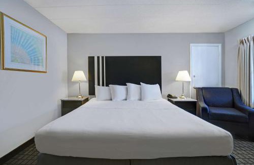Washington Hotel | Motel 6 Washington, PA