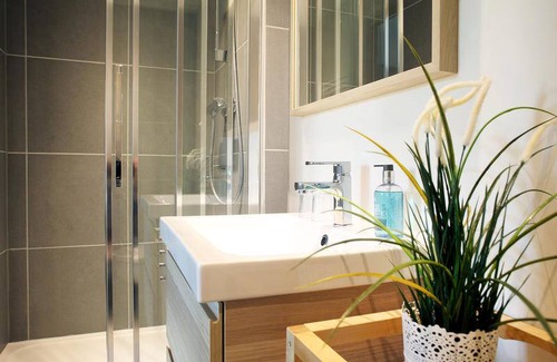 Guemene-sur-Scorff House | Motel ∙ 8 guests