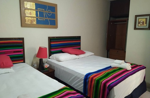 Antiguo Cuscatlan House | Motel ∙ 8 guests